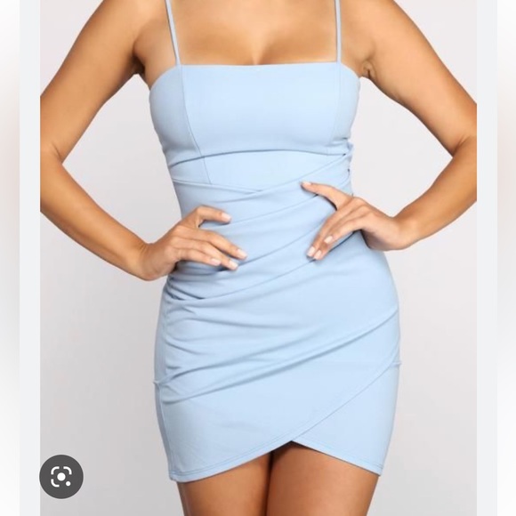 Windsor Wrapped in Stylish Blue Crepe Dress - Picture 4 of 7